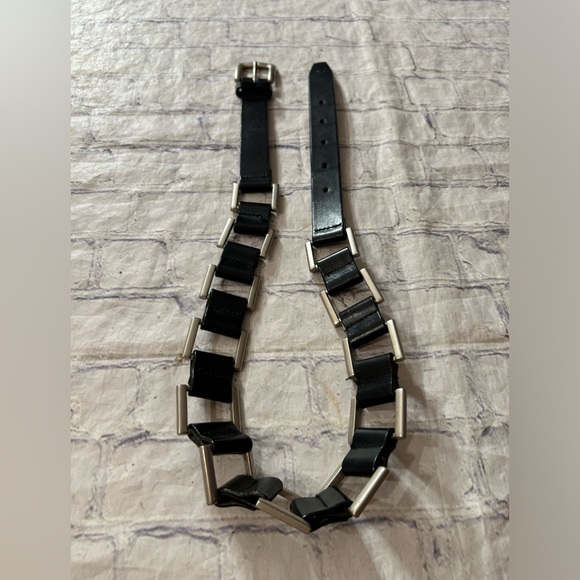 CALVIN KLEIN GORPCORE BLACK LEATHER WITH CHUNKY SILVER TONE CHAIN LINK BELT - Picture 2 of 9